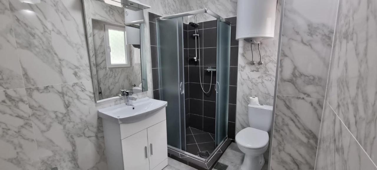 Apartments La Playa Pula Ngoại thất bức ảnh