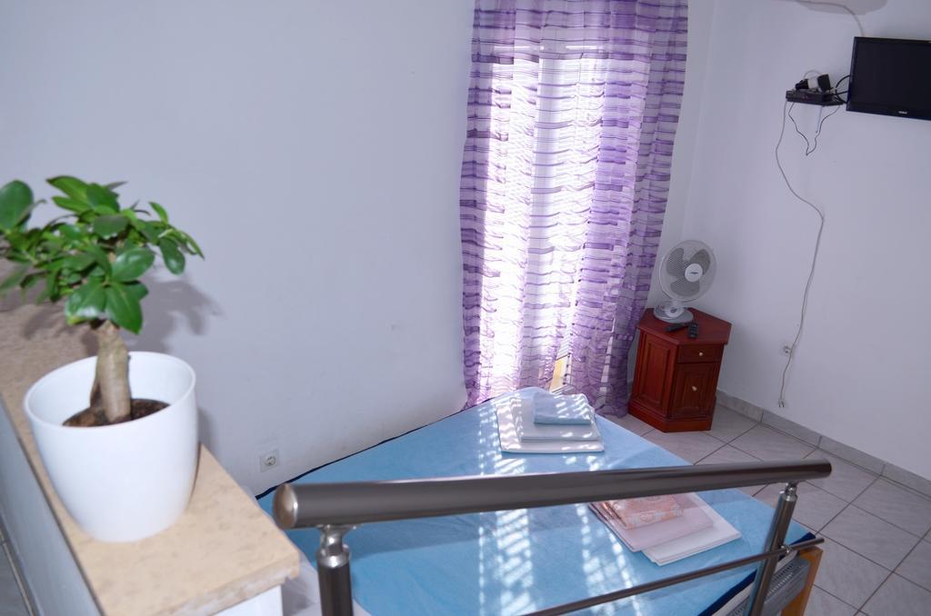 Apartments La Playa Pula Ngoại thất bức ảnh