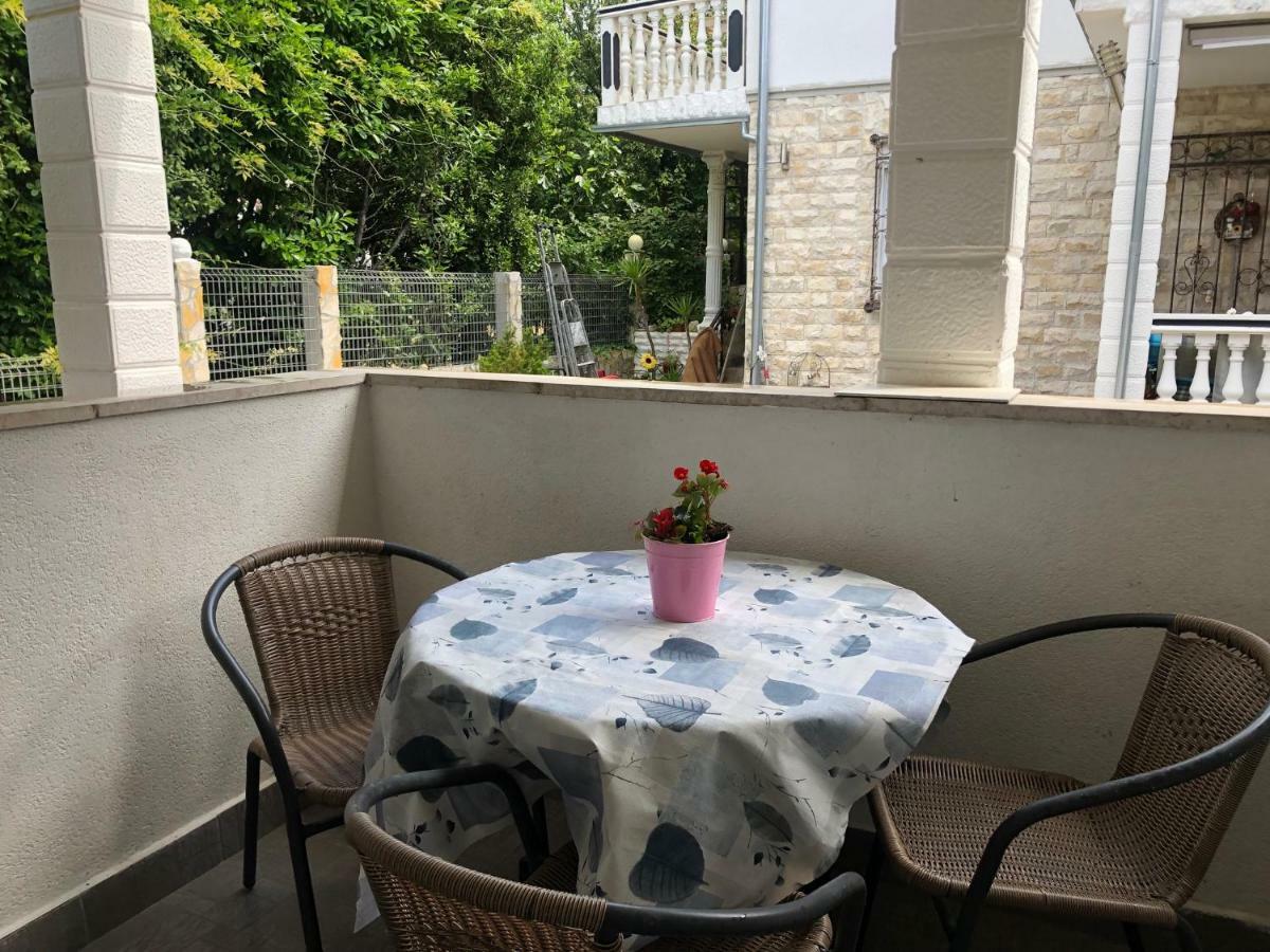 Apartments La Playa Pula Ngoại thất bức ảnh